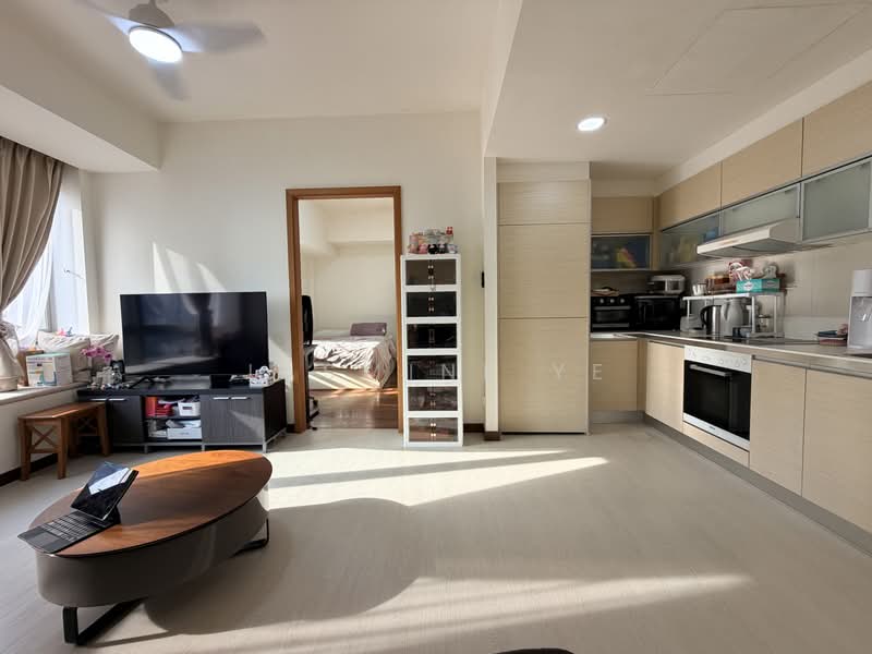 The Sail @ Marina Bay, 6 Marina Boulevard, 2 Bedrooms, 861 sqft, Condominium For Sale, by Jasmine Ye, 500236671 - Living Room - PropertyGuru.com.sg