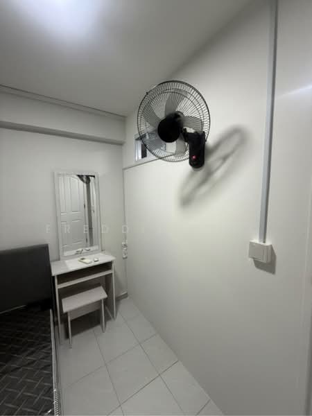 Tanjong Ria Condominium, 121 Tanjong Rhu Road, 1 Bedroom, 100 sqft, Condominium For Rent, by Freddie Pang, 500236677 - PropertyGuru.com.sg