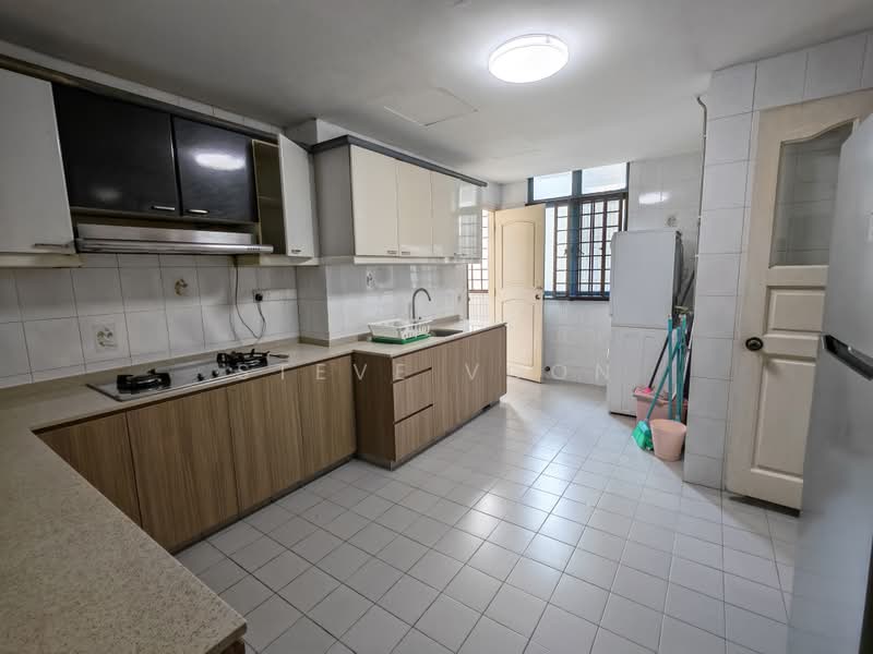 Palm Lodge, 4 Geylang Lor 37, Room Rental, 150 sqft, Condominium For Rent, by Steve Voon, 500236687 - Kitchen - PropertyGuru.com.sg