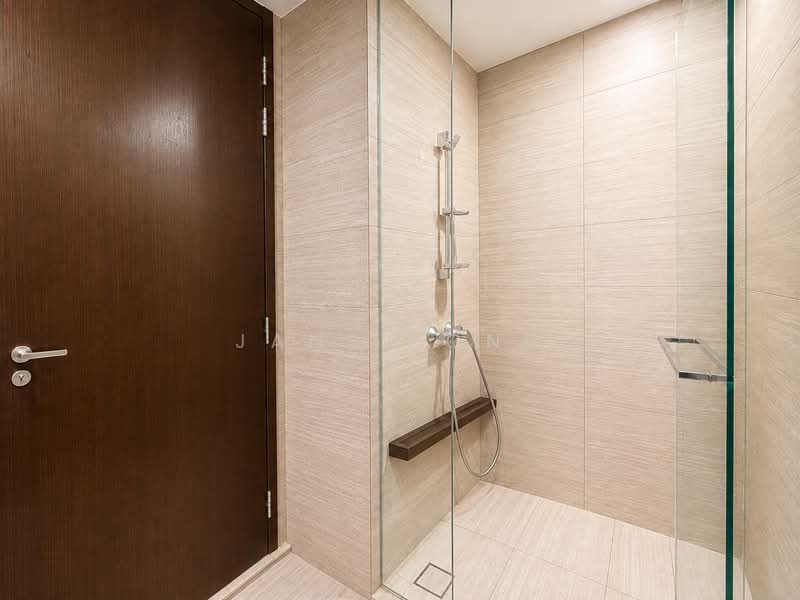 Principal Garden, 93 Prince Charles Crescent, 2 Bedrooms, 807 sqft, Condominium For Sale, by Jane Fong, 500236692 - Bathroom - PropertyGuru.com.sg