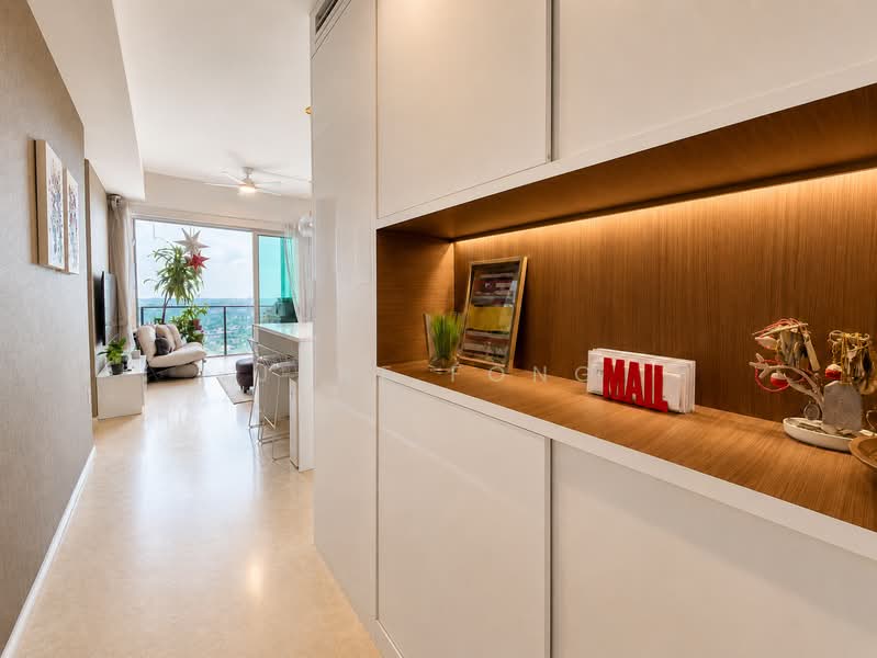 Principal Garden, 93 Prince Charles Crescent, 2 Bedrooms, 807 sqft, Condominium For Sale, by Jane Fong, 500236692 - Living Room - PropertyGuru.com.sg