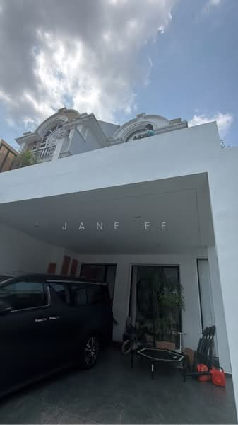Burgundy Hill, 34 Burgundy Crescent, 6 Bedrooms, 4,000 sqft, Semi-Detached House For Sale, by Jane Ee, 500236698 - PropertyGuru.com.sg