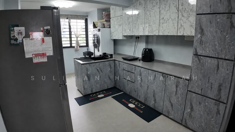 21 Chai Chee Road, 21 Chai Chee Road, 2 Bedrooms, 700 sqft, HDB Flat For Sale, by Suliman Harharah, 500236699 - Kitchen - PropertyGuru.com.sg