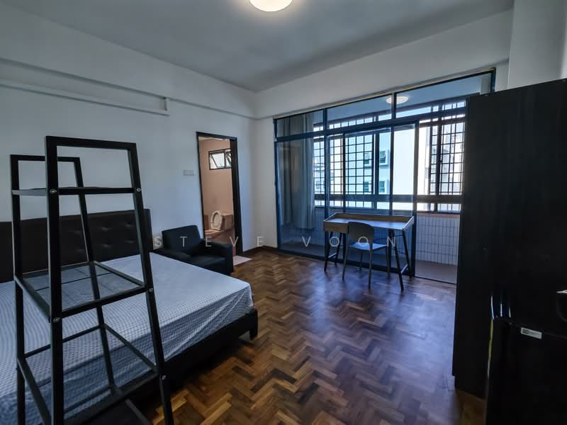 Palm Lodge, 4 Geylang Lor 37, Room Rental, 200 sqft, Condominium For Rent, by Steve Voon, 500236707 - Bedroom - PropertyGuru.com.sg