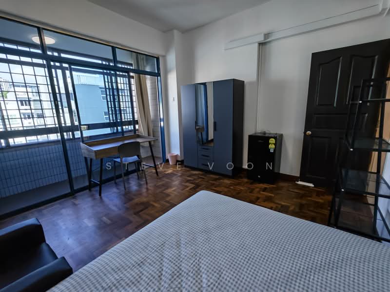 Palm Lodge, 4 Geylang Lor 37, Room Rental, 200 sqft, Condominium For Rent, by Steve Voon, 500236707 - Bedroom - PropertyGuru.com.sg
