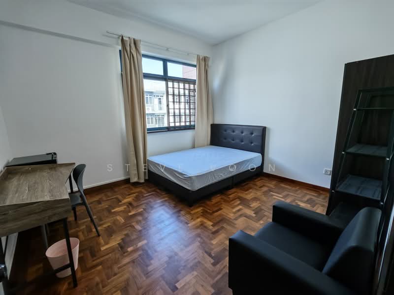 Palm Lodge, 4 Geylang Lor 37, Room Rental, 150 sqft, Condominium For Rent, by Steve Voon, 500236712 - Bedroom - PropertyGuru.com.sg