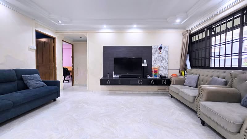 726 Tampines Street 71, 726 Tampines Street 71, 3 Bedrooms, 1,119 sqft, HDB Flat For Sale, by Faisal Gani, 500236713 - Living Room - PropertyGuru.com.sg