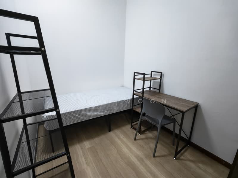 Palm Lodge, 4 Geylang Lor 37, Room Rental, 90 sqft, Condominium For Rent, by Steve Voon, 500236714 - Bedroom - PropertyGuru.com.sg