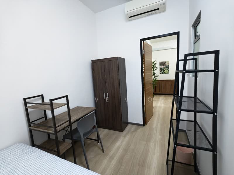 Palm Lodge, 4 Geylang Lor 37, Room Rental, 90 sqft, Condominium For Rent, by Steve Voon, 500236714 - Bedroom - PropertyGuru.com.sg