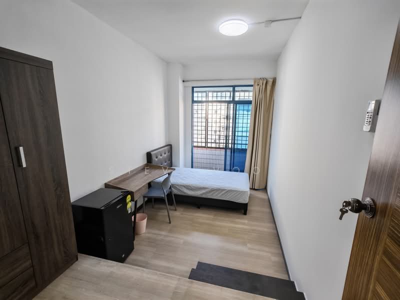 Palm Lodge, 4 Geylang Lor 37, Room Rental, 140 sqft, Condominium For Rent, by Steve Voon, 500236716 - Bedroom - PropertyGuru.com.sg