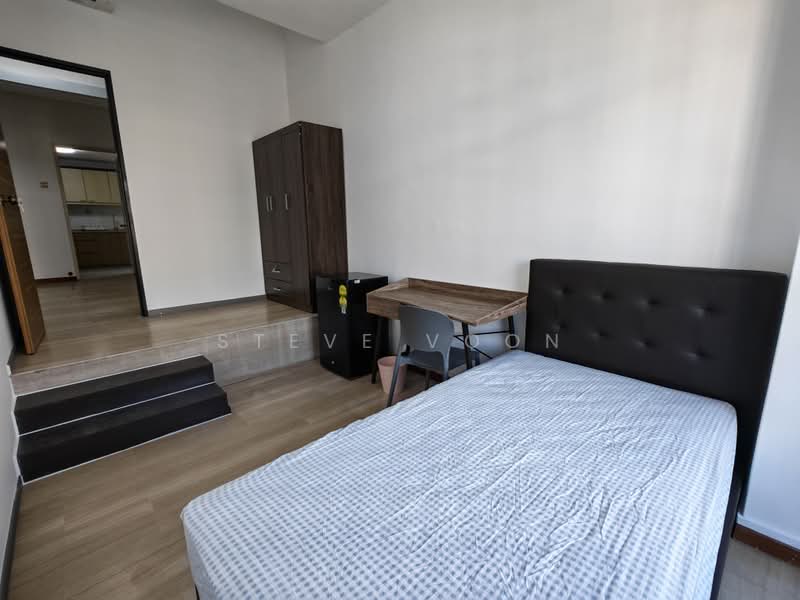 Palm Lodge, 4 Geylang Lor 37, Room Rental, 140 sqft, Condominium For Rent, by Steve Voon, 500236716 - Bedroom - PropertyGuru.com.sg