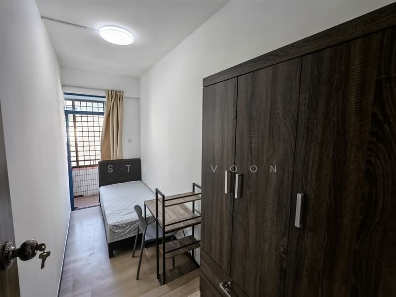 Palm Lodge, 4 Geylang Lor 37, Room Rental, 120 sqft, Condominium For Rent, by Steve Voon, 500236718 - Bedroom - PropertyGuru.com.sg