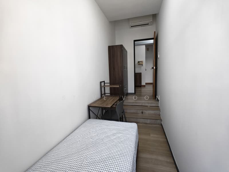 Palm Lodge, 4 Geylang Lor 37, Room Rental, 120 sqft, Condominium For Rent, by Steve Voon, 500236718 - Bedroom - PropertyGuru.com.sg