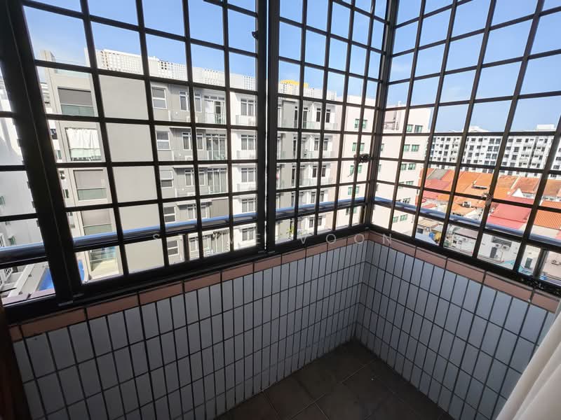 Palm Lodge, 4 Geylang Lor 37, Room Rental, 120 sqft, Condominium For Rent, by Steve Voon, 500236718 - Balcony - PropertyGuru.com.sg