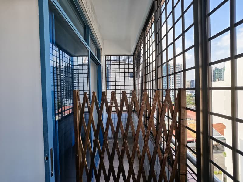 Palm Lodge, 4 Geylang Lor 37, Room Rental, 120 sqft, Condominium For Rent, by Steve Voon, 500236718 - Balcony - PropertyGuru.com.sg