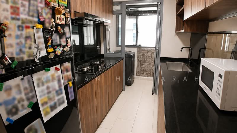 520B Tampines Central 8, 520B Tampines Central 8, 3 Bedrooms, 1,163 sqft, HDB Flat For Sale, by Suliman Harharah, 500236720 - Kitchen - PropertyGuru.com.sg