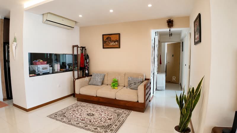 520B Tampines Central 8, 520B Tampines Central 8, 3 Bedrooms, 1,163 sqft, HDB Flat For Sale, by Suliman Harharah, 500236720 - Living Room - PropertyGuru.com.sg