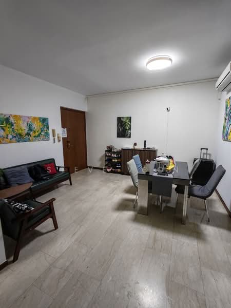 Central Grove, , Room Rental, 150 sqft, Condominium For Rent, by Steve Voon, 500236725 - Living Room - PropertyGuru.com.sg