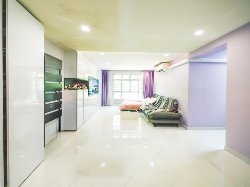 95A Henderson Road, 95A Henderson Road, 3 Bedrooms, 1,001 sqft, HDB Flat For Sale, by Christopher Silver, 500236731 - Living Room (Side-Far) - PropertyGuru.com.sg