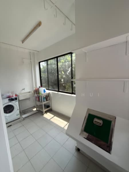 Mimosa Park, 15 Mimosa Road, 4 Bedrooms, 1,755 sqft, Condominium For Rent, by James Chui, 500236736 - Interior - PropertyGuru.com.sg
