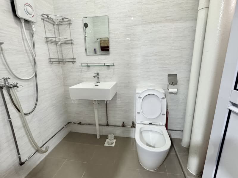 286 Bishan Street 24, 286 Bishan Street 24, 3 Bedrooms, 1,162 sqft, HDB Flat For Rent, by Mario Ong Jun Zhi, 500236737 - Bathroom - PropertyGuru.com.sg