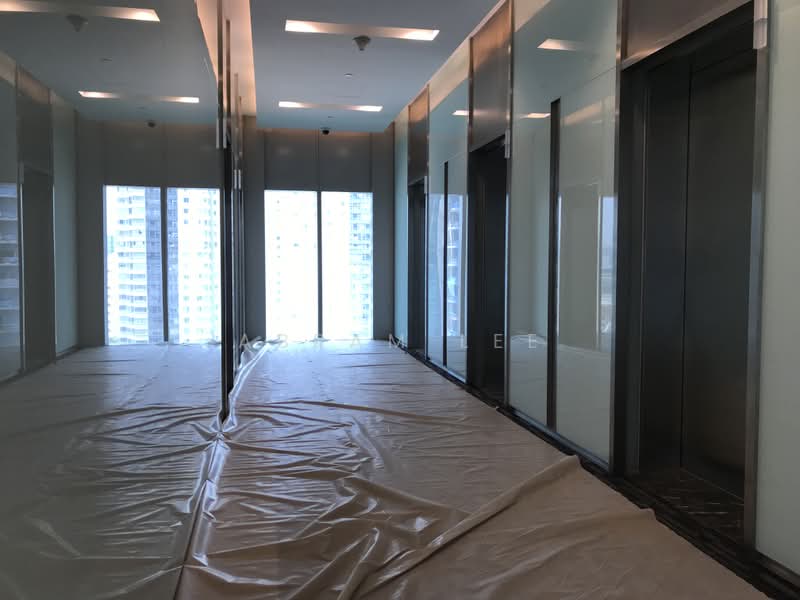 ARC 380, 380 Jalan Besar, Farrer Park / Serangoon Rd, 700 sqft, Office For Sale, by Abram Lee, 500236741 - Corridor - CommercialGuru.com.sg