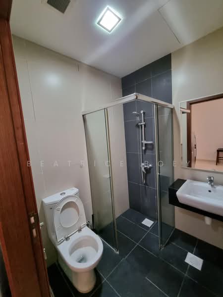 Eastwood Regency, 42 Eastwood Road, Studio, 398 sqft, Apartment For Rent, by Beatrice Boey, 500236746 - Bathroom - PropertyGuru.com.sg