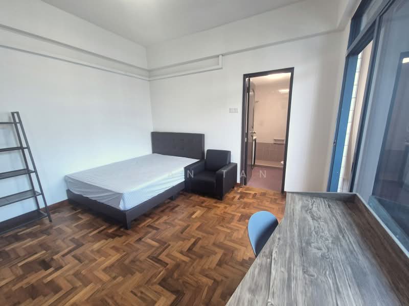 Master Room Near Payar Lebar MRT!, , Room Rental, 250 sqft, Apartment For Rent, by Evan Tan, 500236758 - Bedroom - PropertyGuru.com.sg