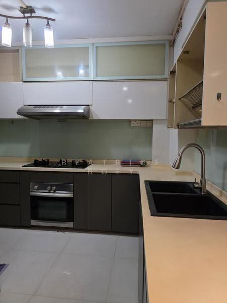 46 Lorong 5 Toa Payoh, 46 Lorong 5 Toa Payoh, Balestier / Toa Payoh, 3 Bedrooms, 1,442 sqft, HDB Flat For Sale, by Beatrice Boey, 500236765 - Kitchen - PropertyGuru.com.sg