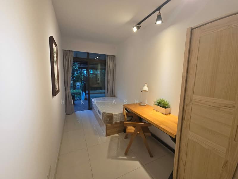 Varsity Park Condominium, 26 West Coast Road, Room Rental, 180 sqft, Condominium For Rent, by Riko Ashley, 500236766 - Bedroom - PropertyGuru.com.sg