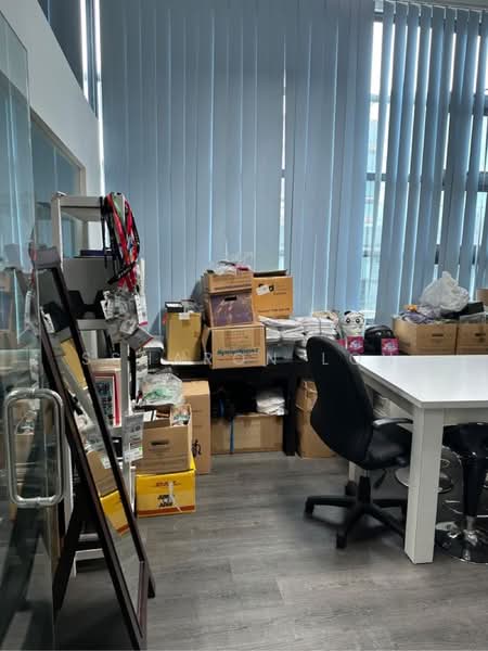 E-Centre @ Redhill, 3791 Jalan Bukit Merah, 1,173 sqft, Light Industrial (B1) For Rent, by Ssharon Loh, 500236775 - CommercialGuru.com.sg