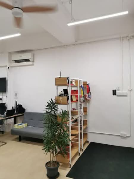 Kapo Factory Building, 80 Playfair Road, Macpherson / Potong Pasir, 1,023 sqft, Light Industrial (B1) For Rent, by Calvyn, 500236780 - Interior - CommercialGuru.com.sg