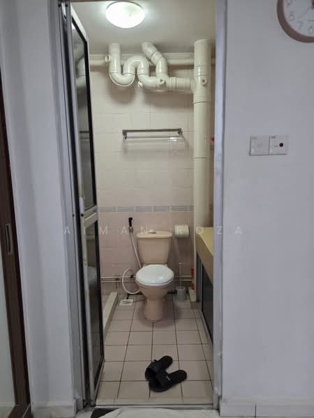 357C Admiralty Drive, 357C Admiralty Drive, Sembawang / Yishun, Room Rental, 250 sqft, HDB Flat For Rent, by Aiman Roza, 500236784 - Bathroom - PropertyGuru.com.sg