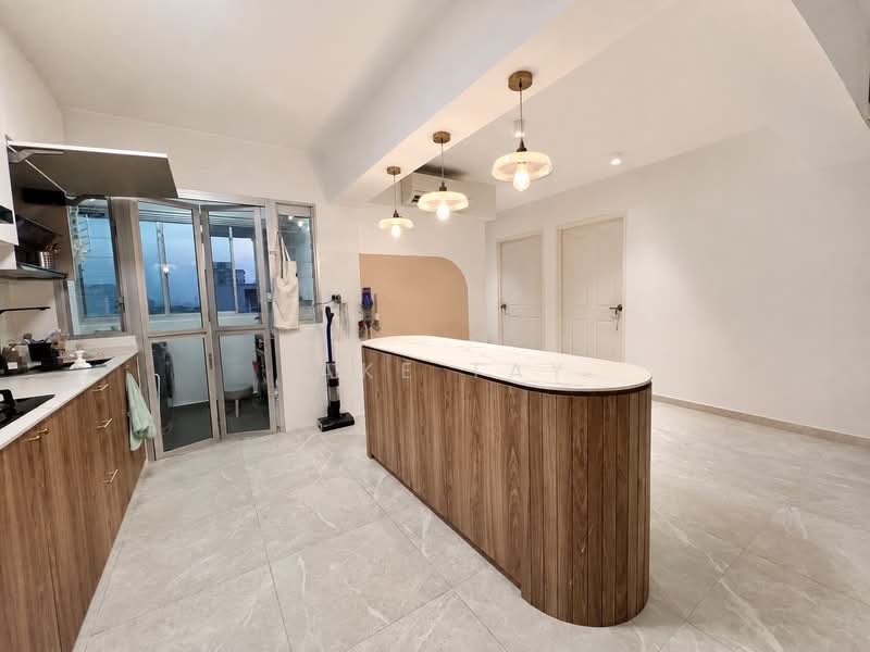 153B Bedok South Road, 153B Bedok South Road, Bedok / Upper East Coast, 3 Bedrooms, 1,216 sqft, HDB Flat For Sale, by Jake Tay, 500236785 - Kitchen - PropertyGuru.com.sg
