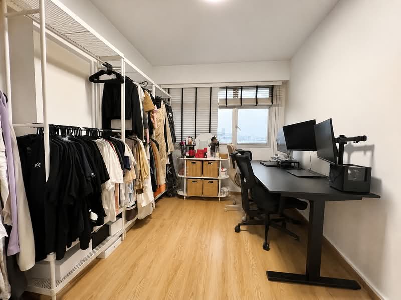 153B Bedok South Road, 153B Bedok South Road, Bedok / Upper East Coast, 3 Bedrooms, 1,216 sqft, HDB Flat For Sale, by Jake Tay, 500236785 - Study - PropertyGuru.com.sg