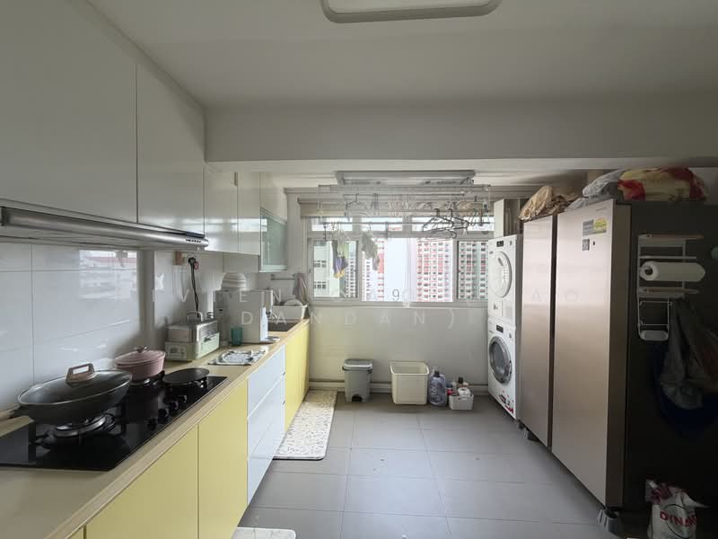 4 Holland Close, 4 Holland Close, 3 Bedrooms, 947 sqft, HDB Flat For Sale, by Vivien Cao (Cao Dandan), 500236792 - Kitchen - PropertyGuru.com.sg