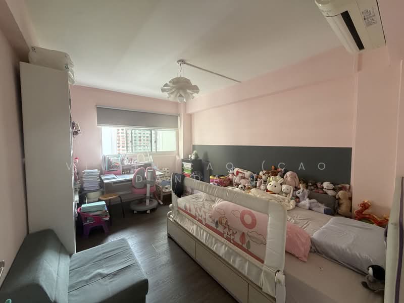 4 Holland Close, 4 Holland Close, 3 Bedrooms, 947 sqft, HDB Flat For Sale, by Vivien Cao (Cao Dandan), 500236792 - Bedroom - PropertyGuru.com.sg