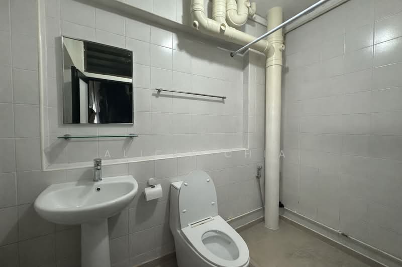 738 Woodlands Circle, 738 Woodlands Circle, Admiralty / Woodlands, Room Rental, 100 sqft, HDB Flat For Rent, by Alicia Chia, 500236794 - Bathroom - PropertyGuru.com.sg