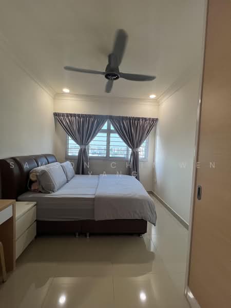 560A Spring Haven @ Jurong, 560A Jurong West Street 42, 3 Bedrooms, 1,001 sqft, HDB Flat For Sale, by Samson Chin Wen Yang, 500236816 - Bedroom - PropertyGuru.com.sg