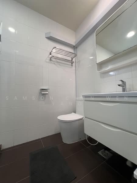 560A Spring Haven @ Jurong, 560A Jurong West Street 42, 3 Bedrooms, 1,001 sqft, HDB Flat For Sale, by Samson Chin Wen Yang, 500236816 - Bathroom - PropertyGuru.com.sg