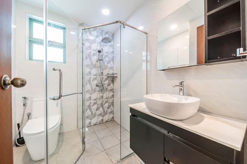 Merawoods, 136 Hillview Avenue, 3 Bedrooms, 1,346 sqft, Condominium For Rent, by David Neo, 500236845 - Bathroom - PropertyGuru.com.sg