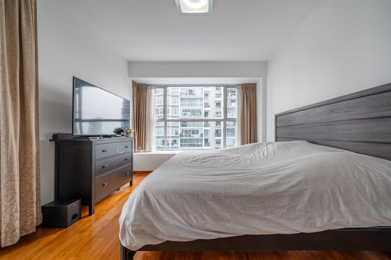 The Esta, 33 Amber Gardens, 3 Bedrooms, 1,399 sqft, Condominium For Sale, by Caleb Peh, 500236847 - Master Bedroom - PropertyGuru.com.sg