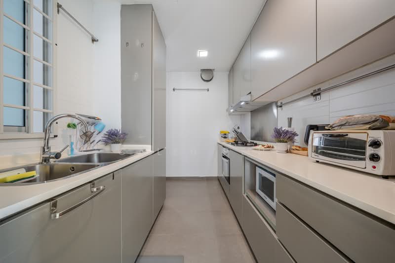 The Esta, 33 Amber Gardens, 3 Bedrooms, 1,399 sqft, Condominium For Sale, by Caleb Peh, 500236847 - Kitchen - PropertyGuru.com.sg