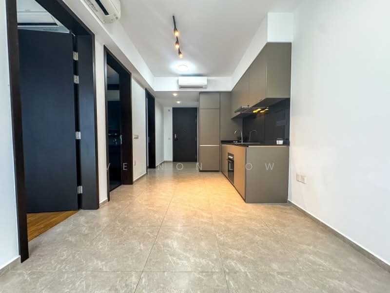 Park Colonial, 6 Woodleigh Lane, 2 Bedrooms, 570 sqft, Condominium For Rent, by Vernon Low, 500236850 - PropertyGuru.com.sg