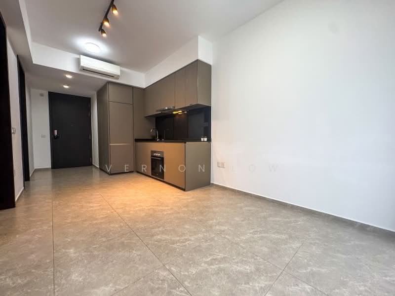 Park Colonial, 6 Woodleigh Lane, 2 Bedrooms, 570 sqft, Condominium For Rent, by Vernon Low, 500236850 - PropertyGuru.com.sg