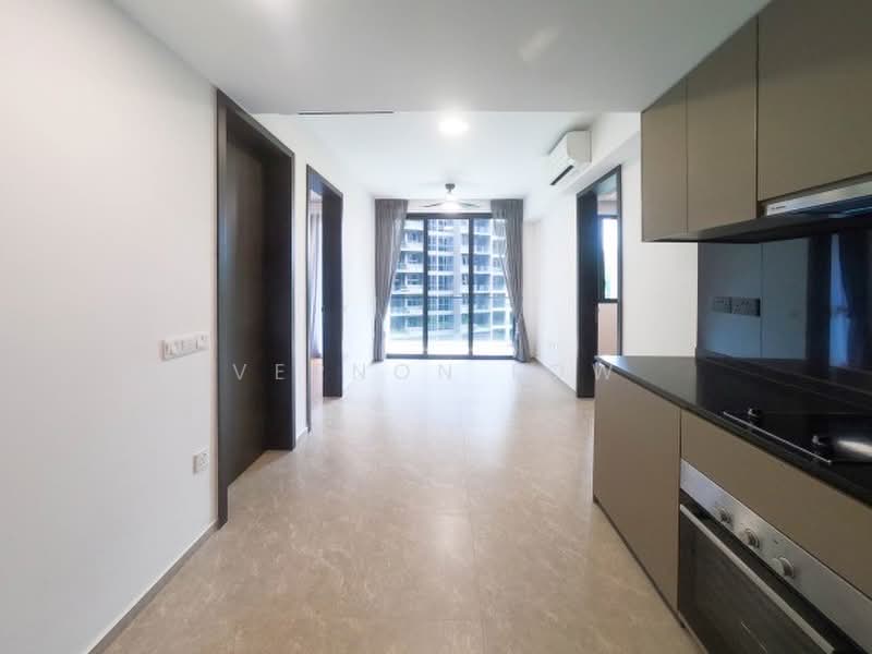 Park Colonial, 12 Woodleigh Lane, 2 Bedrooms, 603 sqft, Condominium For Rent, by Vernon Low, 500236851 - PropertyGuru.com.sg