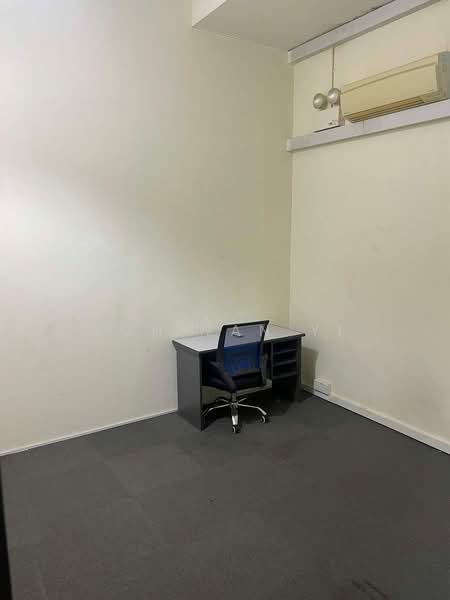 Woodlands Bizhub, 242 Woodlands Industrial Park E5, 1,927 sqft, Factory / Workshop (B2) For Sale, by Loh Yan Yi, 500236857 - Study - CommercialGuru.com.sg