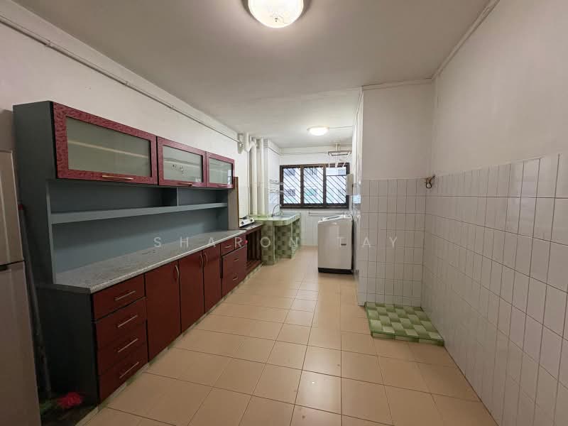 150 Petir Road, 150 Petir Road, 2 Bedrooms, 786 sqft, HDB Flat For Sale, by Sharon Tay, 500236859 - Kitchen - PropertyGuru.com.sg