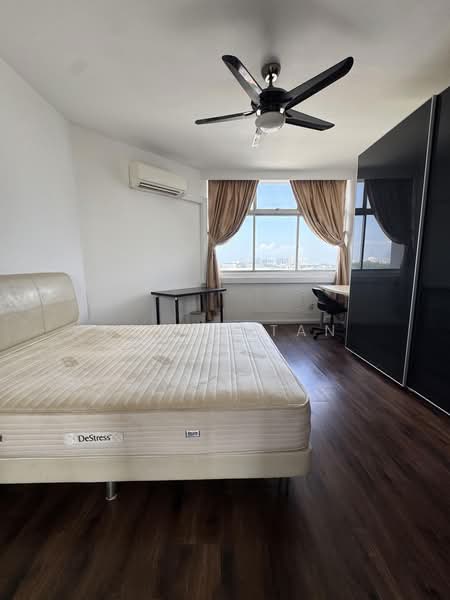 Sherwood Towers, 3 Jalan Anak Bukit, 3 Bedrooms, 1,539 sqft, Apartment For Sale, by Nancy Tan, 500236868 - Bedroom - PropertyGuru.com.sg