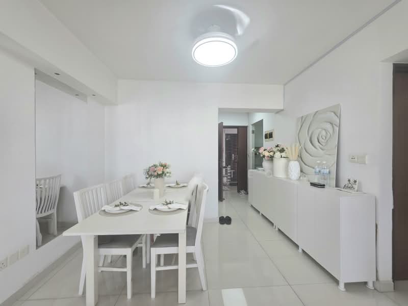 441B Clementi Avenue 3, 441B Clementi Avenue 3, 3 Bedrooms, 1,012 sqft, HDB Flat For Sale, by Hazel Teo, 500236878 - Dining Room - PropertyGuru.com.sg